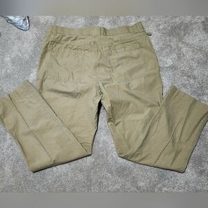 L.L. Bean Men's 100% Cotton Standard Fit Durable Khaki Pants Size 40x31